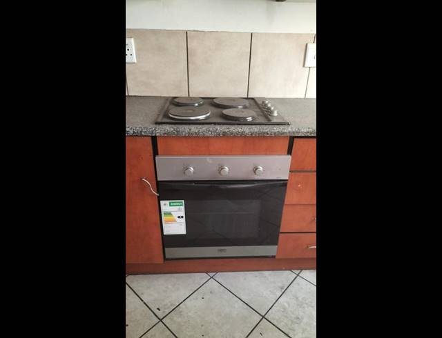 2 BEDROOM PROPERTY TO RENT IN ELSPARK